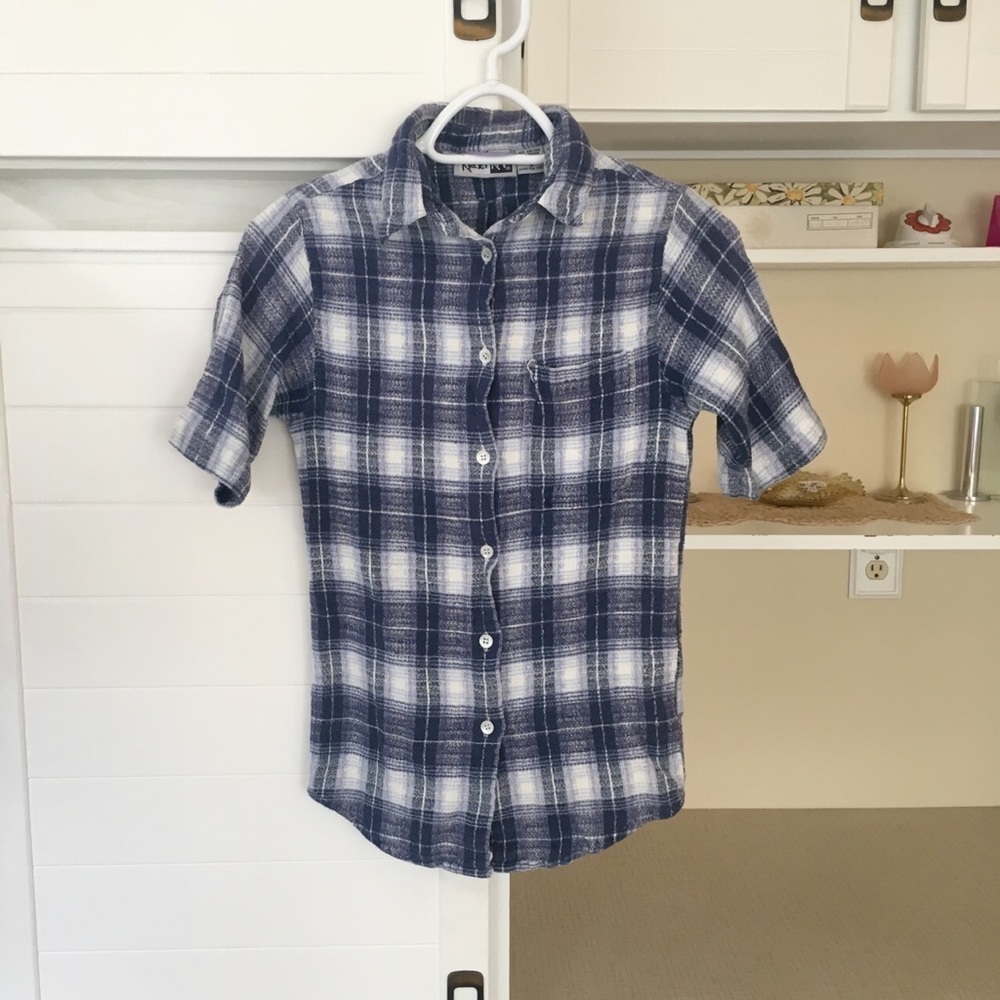 Vintage Plaid Button-Up Shirt